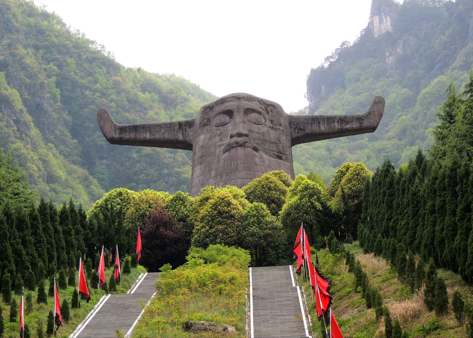 【探秘神農(nóng)架】、龍泉古鎮(zhèn)、汽車三日純玩游