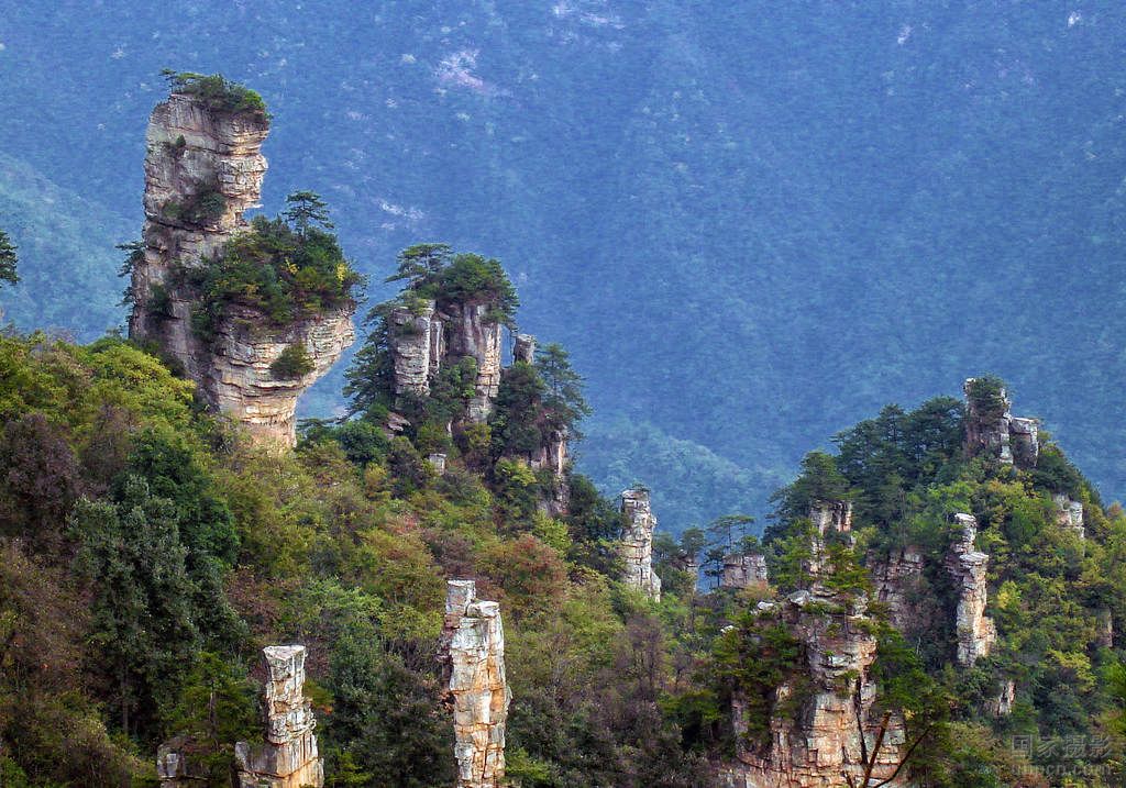 E1線：玻璃橋、袁家界、天子山、金鞭溪、天門山、夯吾苗寨、鳳凰古城湘西“精華之旅”品質(zhì)純玩4晚5日游