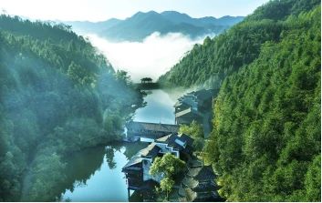 梅山文化園、青云洞、云臺山2日